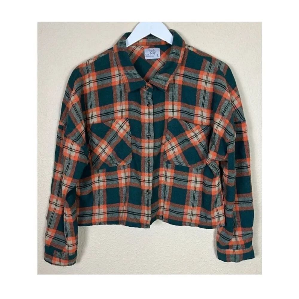 Mila & Tiff Plaid Flannel crop shirt shacket size large